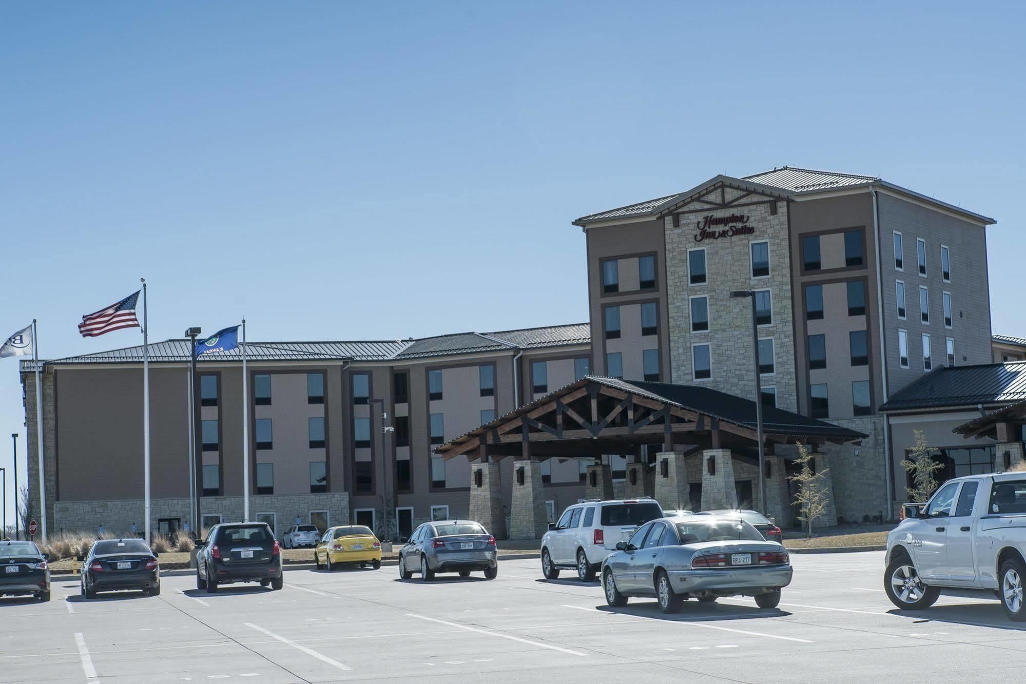 Hampton Inn & Suites I-35/Mulvane Exteriör bild